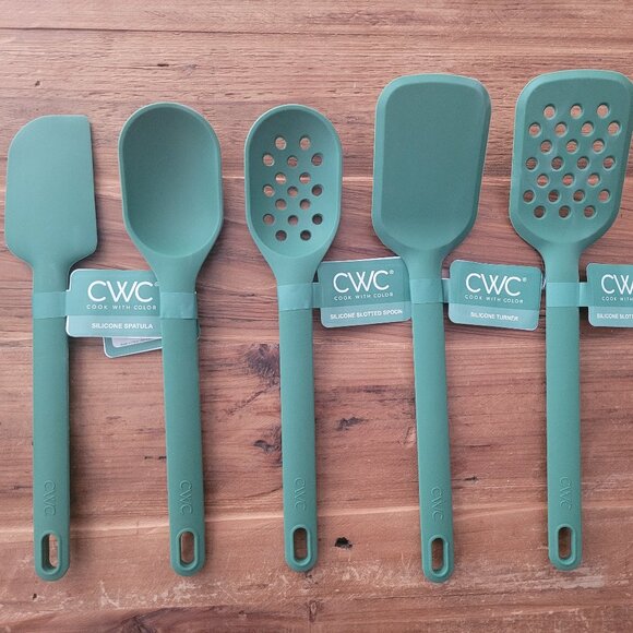 Set of 5 Green Silicone Kitchen Utensils - Picture 1 of 2